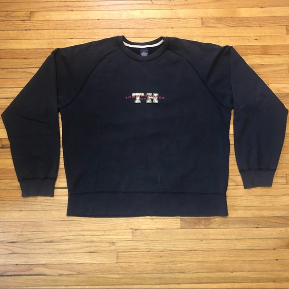 Vintage Tommy Hilfiger Crewneck - Picture 2 of 6